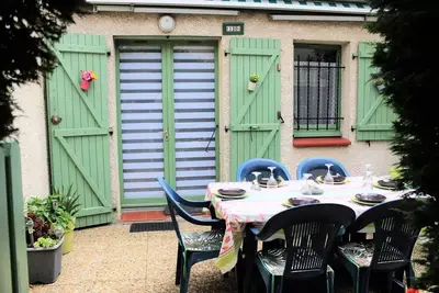 Image de Pavillon dans résidence avec piscine au cœur d'Argeles sur mer 6pm120