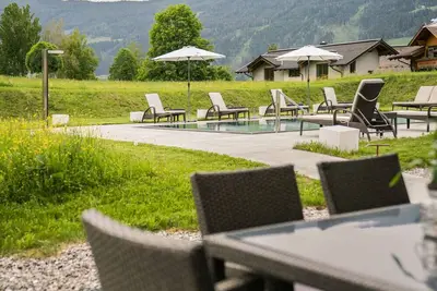 Image de Agréable appartement pour 6 personnes avec piscine, Wifi, Tv, terrasse, animaux admis et parking