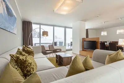 Image de Bel appartement pour 8 personnes avec piscine, Wifi, Tv, balcon, animaux admis et parking