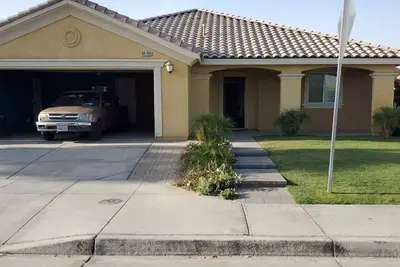 Image de Peaceful Home - 7 minutes from empire polo club