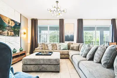 Image de Last Minute Disney! Private Pool, Hot Tub, Game Room & Themed Bedrooms. Book Now! #56459