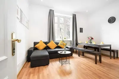 Image de 2bedroom in historic villa near Nymphenburg Palace