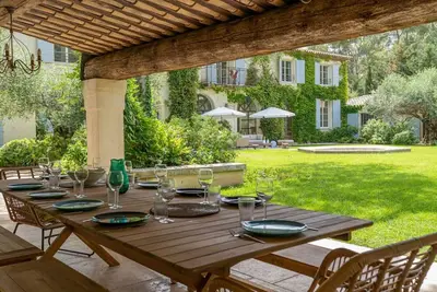 Mas des Grands Pins - Stunning provencal Mas with pool and tennis