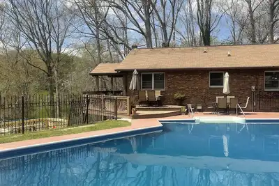 Image de Swimming Pool/Hot Tub/Fire Pit/Mountain Vews On Six Acres