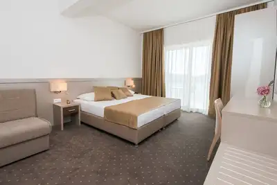 Image de Hotel Jadran - Twin Room with Balcony and Sea View 1