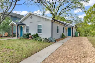 Image de Near Georgia Aquarium + Parking