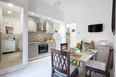 Image de B&B Sorrento Mahal Kita -  located near the historic center, the train station.