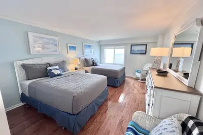 Image de Wake Up To Watch Dolphins & Sunrises! | Pool | Gym