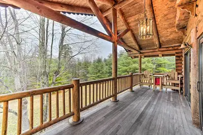 Image de Spacious Cabin w/ Decks Near Saratoga Springs