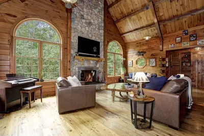 Image de Water Gap Log House