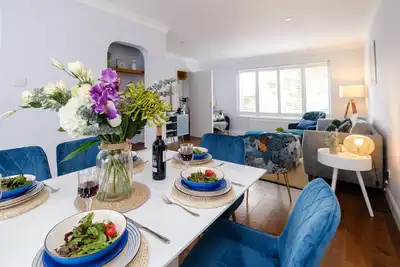 Image de 2 Hillcrest - sleeps 6 guests in 3 bedrooms