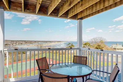 Image de Ocean-view condo overlooking Ogunquit Beach with balcony, pool & tennis