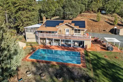 Image de Jackson Escape w/ Hot Tub & Mtn Views!