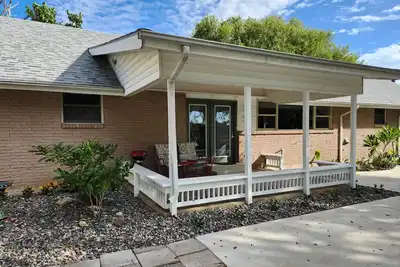 Image de Riverfront Family Home: Yard, Orchard, Dock!