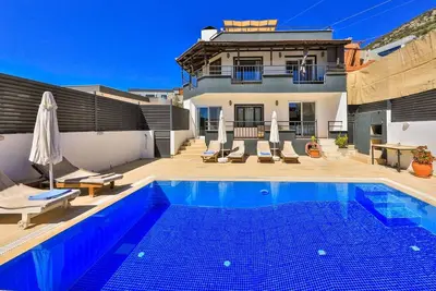 Image de Affordable 6 Person Villa with a Private Pool.