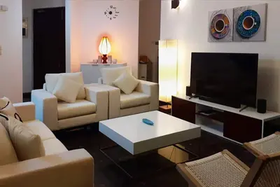 Image de Great Location*Spacious Luxuary 2br Apartment*Pool* Gym