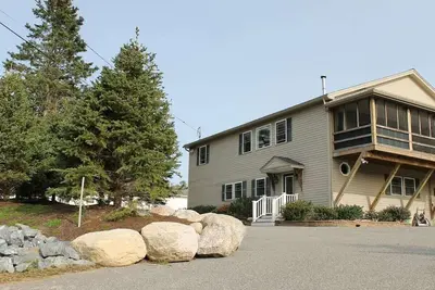 Image de Modern Condo #1!