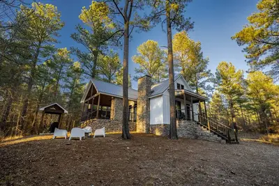 Image de Lantern Hill, King Bed Suite, Hot Tub, Fire Pit