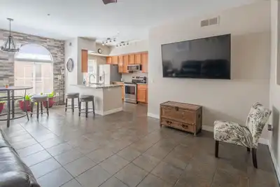 Image de Entire Condo close to Lake, Asu, shopping & dining