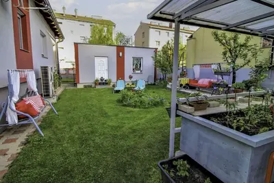Image de Bel appartement pour 5 personnes avec Wifi, Tv, patio et parking