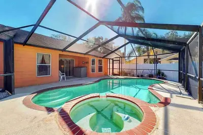 Image de Relaxing 3 Bedroom Pool Home