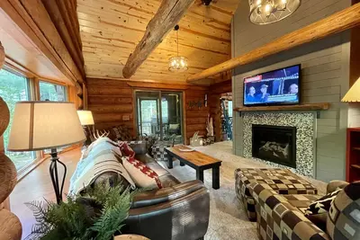 Image de Family Log Cabin - Lake, Golf, Pool, Hike, Ski-Atv & Game Room - Northwoods Wi