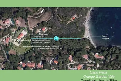 Villa Capo Perla immersed in a magnolia garden a few steps from the sea