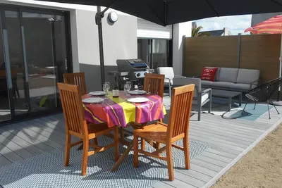 Image de maison neuve au calme, a 200 mètres de la plage