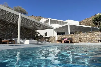 Image de Villa récemment rénovée à 5 min à pied de la plus belle plage de Naxos en Grèce