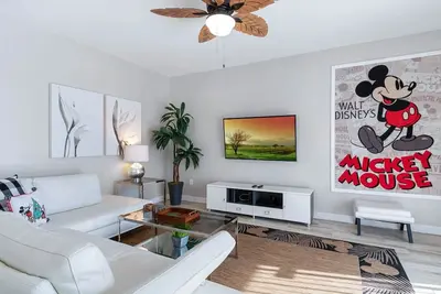 Image de Private pool/Communal Facilities/themed bedrooms