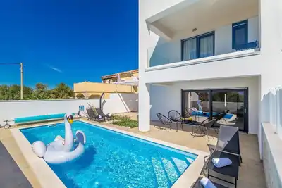 Image de Maison de vacances Krk (Stadt) pour 1 - 6 personnes avec 3 chambres à coucher - Maison de vacances