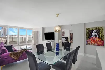 Higher Love! Water and Park Views, 4 Bedrooms, Renovated!
