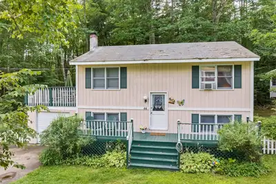 Image de Patrician Shores Winnipesaukee Water Access Home Sleep 10
