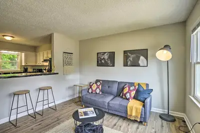 Image de New! Pet-Friendly Home - 2 Mi to Unc Greensboro!