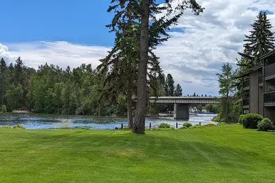 Image de Bigfork Water View Studio Condo