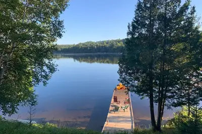Image de Stunning Lakeview Cottage in Huntsville