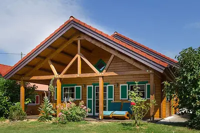 Image de Log cabin Max, 97 sqm, 4 bedrooms, covered terrace, max. 8 persons