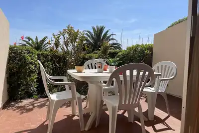 Image de Studio climatisé avec terrasse, piscine & parking, proche plage et port - Le Grau-du-Roi