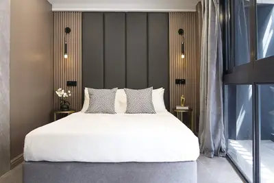 Image de New Deluxe 2 Bedroom Apt /Wifi @ Orchard/Somerset Area