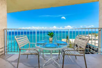 Image de Special Rate! Royal Kahana 1207, Top floor Condo with Amazing Ocean Views!