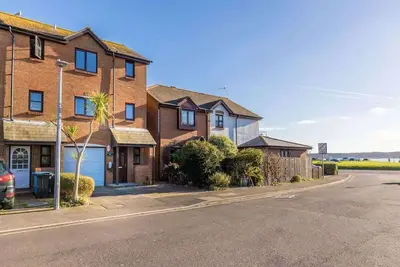 Image de Spinnaker House-with Tesla Electric Charging Point