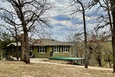 Image de Hill House with hot tub and Private Lake access