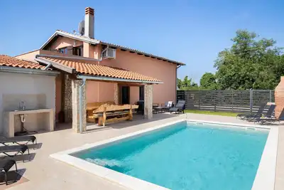 Image de Superbe maison à Medulin avec WiFi