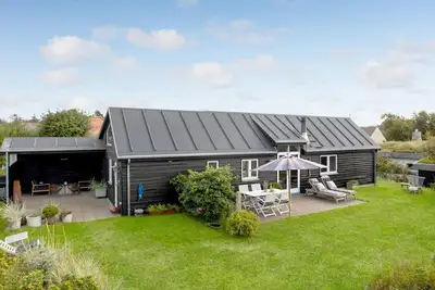 Image de Superbe maison à Bindslev avec cuisine