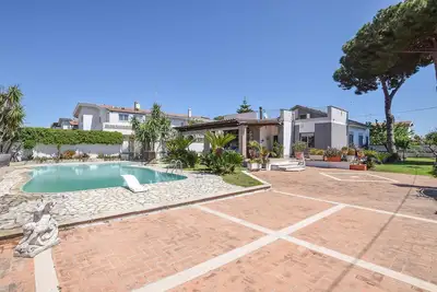Image de Superbe maison Ă Anzio avec WiFi
