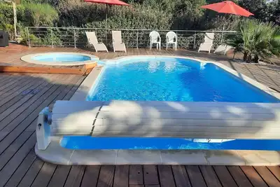 Image de charmant petit gîte Provençal ***