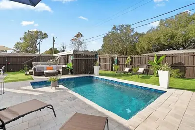 Image de Modern Pet-Friendly Beach House w/ Heated Pool & Spa