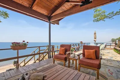 Image de Lake Mi Beach Home with private white sand beach