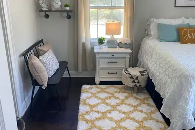 Image de Lovely Cottage Home W\/ Cabin Loft 7mins ✈️ 5mins to Downtown Atlanta