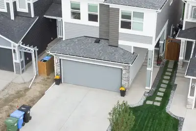 Image de Cozy 2br wt. Home Office and Entire Suite